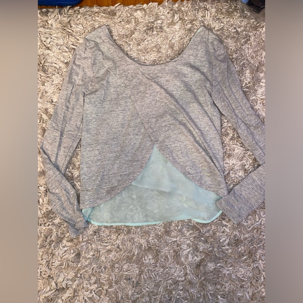Delia*s Gray & Turquoise Shirt Size Large - Picture 3 of 6